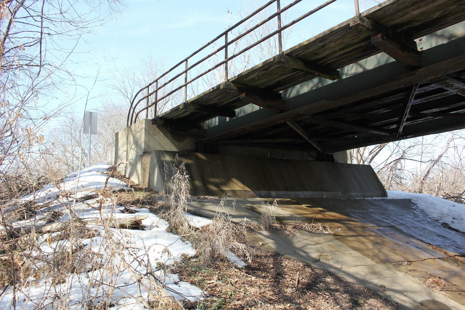 West abutment